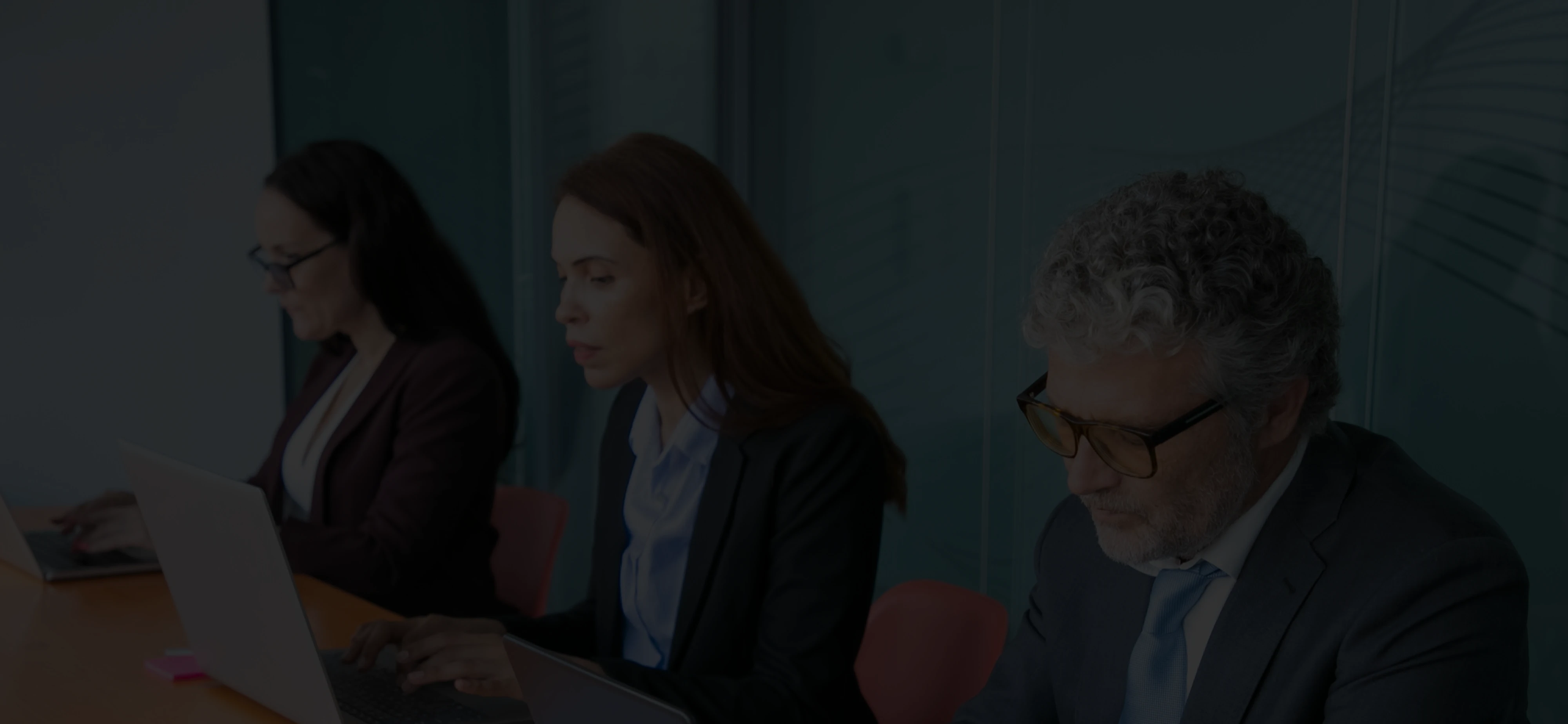 bg_sec_img_servicepage_sctn53_3z